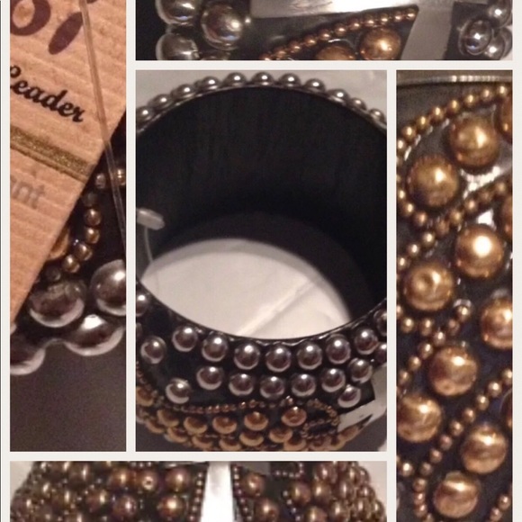 Noi Fashion Leader Jewelry Noi Fashion Cross Bohemian Embellished